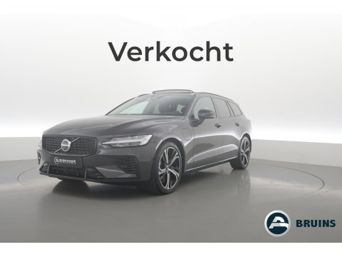 Volvo V60 2.0 T6 Plug-in hybrid AWD Plus Dark | SOH 98,2 % | Pano-dak | 360 camera | Trekhaak | Harman/ Kardon |