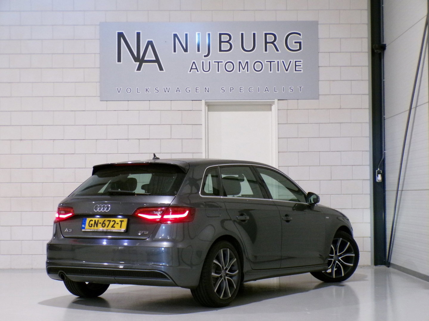 Audi A3 Sportback 1.2 TFSI S-Line "Origineel NL!" Automaat! Xenon-LED 2X S-Line Parkeersensoren Navigatie Nieuwe-APK Garantie