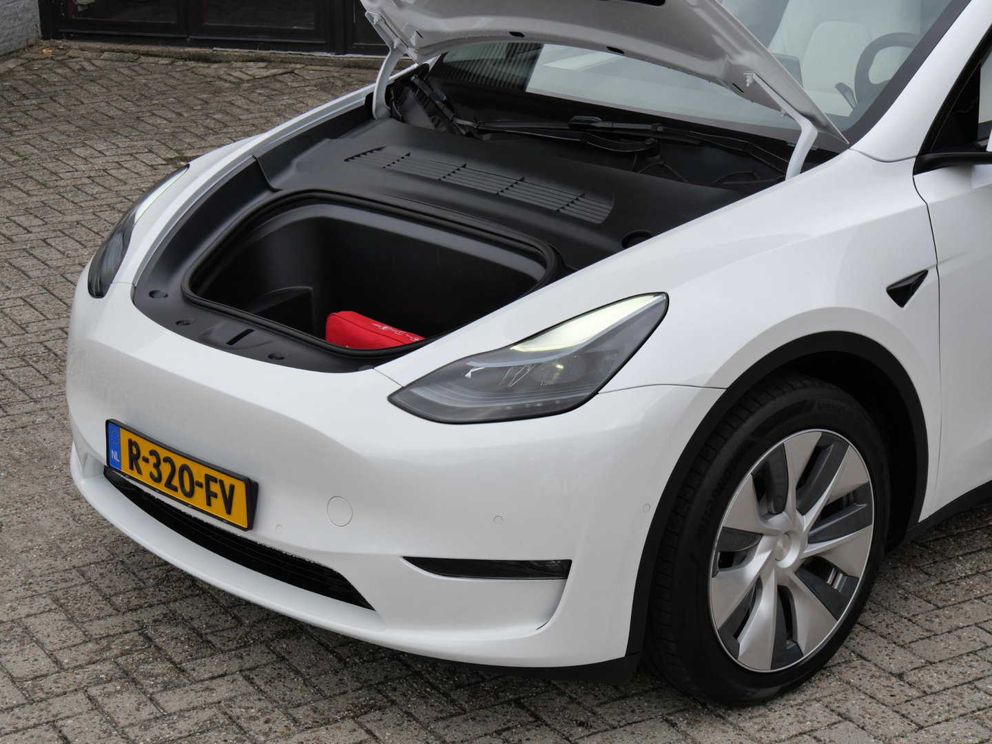 Tesla Model Y 75kWh AWD LONG RANGE/ ELEKT. KLEP/ PREMIUM AUDIO/ SOH 94%/ NL-AUTO 1STE EIGENAAR