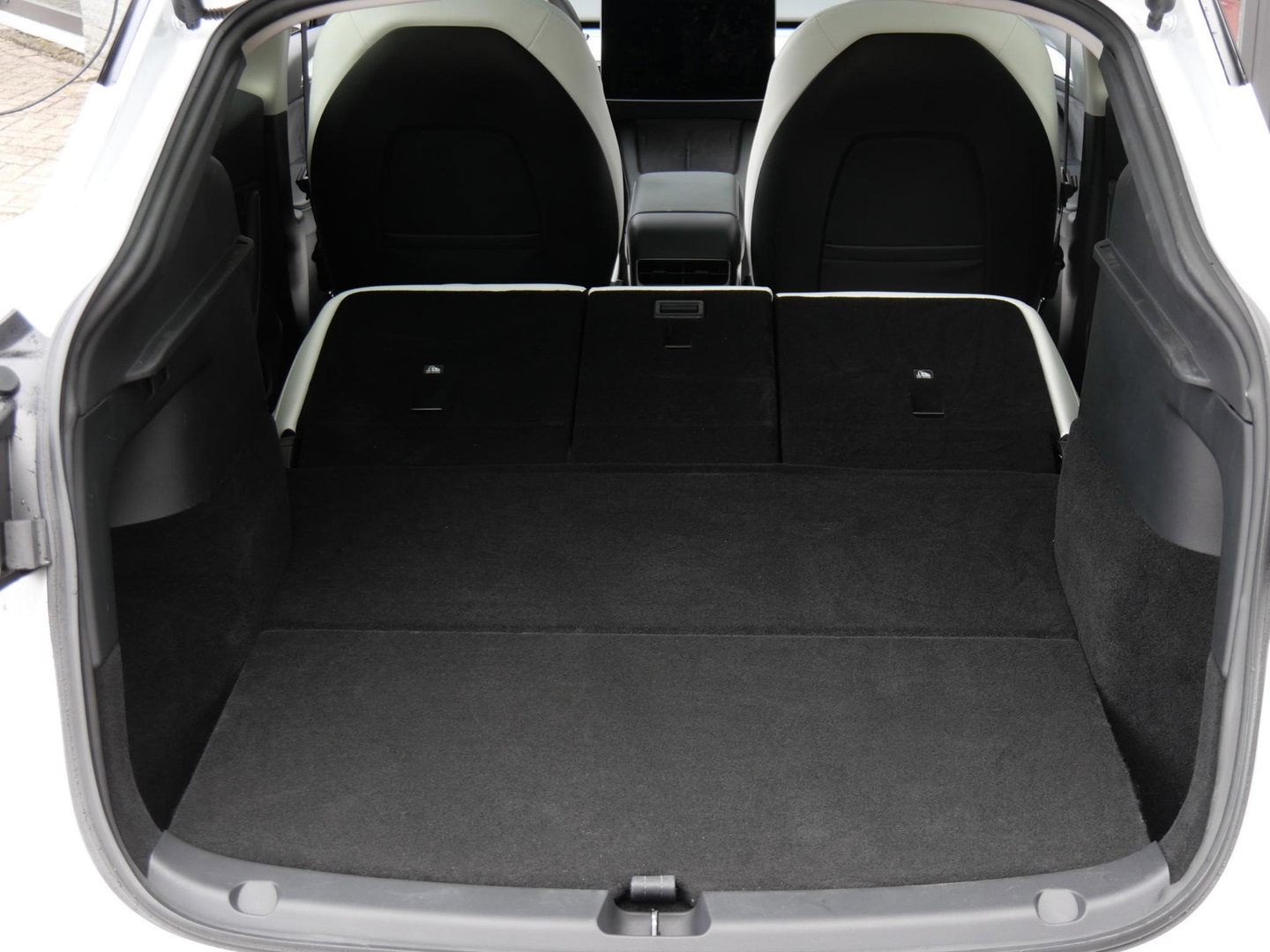 Tesla Model Y 75kWh AWD LONG RANGE/ ELEKT. KLEP/ PREMIUM AUDIO/ SOH 94%/ NL-AUTO 1STE EIGENAAR