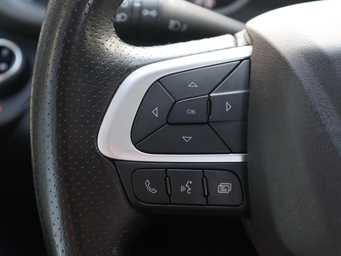 Iveco 50c21 Daily 3.0 410 | Navigatie | Radio | Bluetooth | USB Audio | Electrische lier