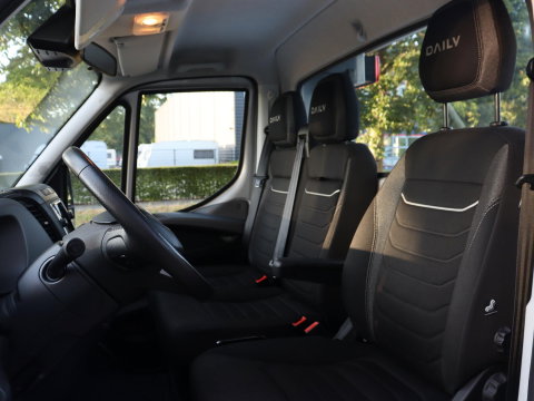 Iveco 50c21 Daily 3.0 410 | Navigatie | Radio | Bluetooth | USB Audio | Electrische lier