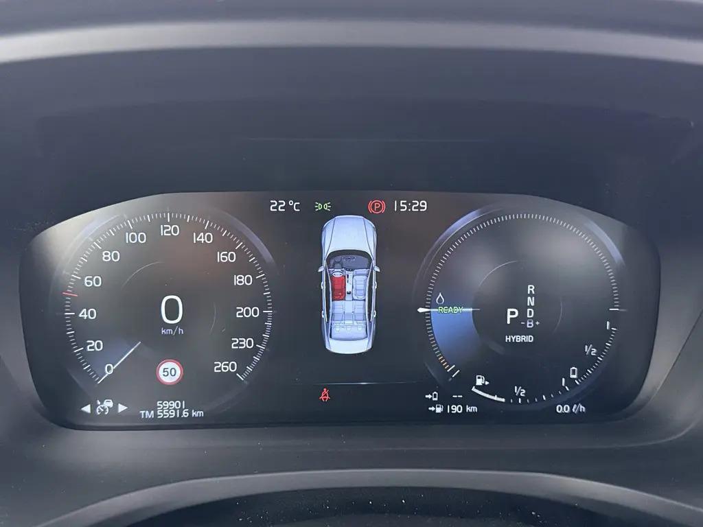 Volvo S60 2.0 T8 Recharge AWD R-Design Pano H/K HUD 360° ACC Carplay