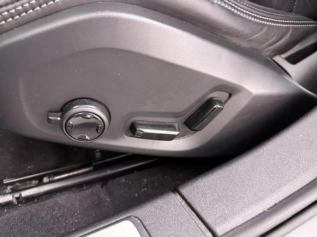Volvo S60 2.0 T8 Recharge AWD R-Design Pano H/K HUD 360° ACC Carplay