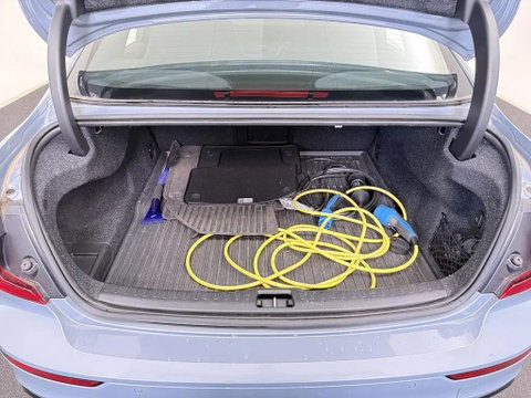 Volvo S60 2.0 T8 Recharge AWD R-Design Pano H/K HUD 360° ACC Carplay