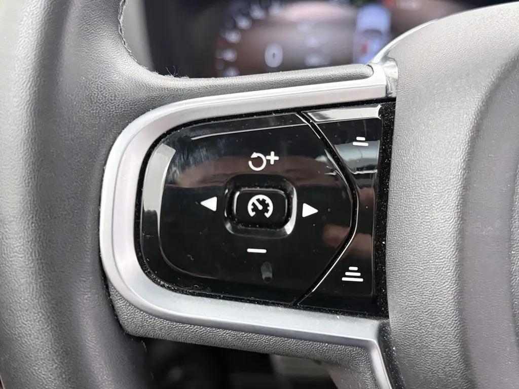 Volvo S60 2.0 T8 Recharge AWD R-Design Pano H/K HUD 360° ACC Carplay