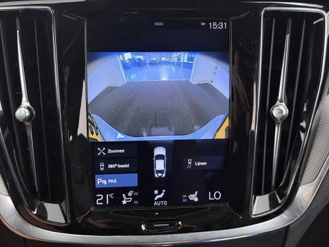 Volvo S60 2.0 T8 Recharge AWD R-Design Pano H/K HUD 360° ACC Carplay