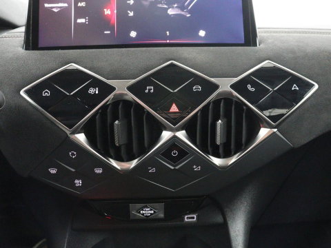 DS DS 3 E-Tense Performance Line 54 kWh
