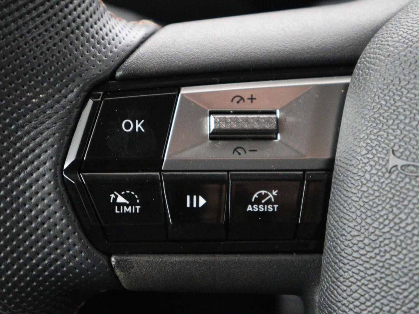 DS DS 3 E-Tense Performance Line 54 kWh