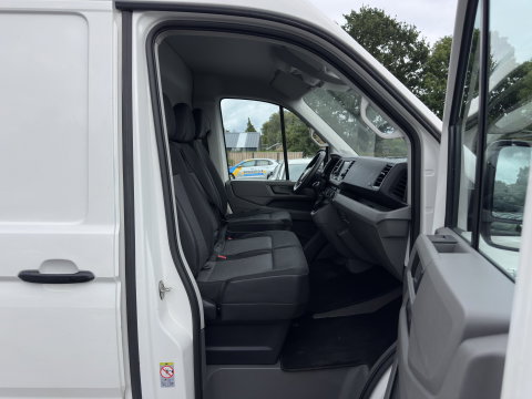 MAN eTGE Basis 36 kWh L3 H3 (2-FASE) {Soh-88%} Aut. *HEATPUMP | NAVI-FULLMAP | AIRCO | CRUISE | 3-PERS | CAMERA | HEATED-ERGO-SEATS | PDC | DAB | WIFI | FULL-LED | CCS-FASTLOADER*