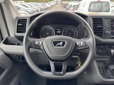 MAN eTGE Basis 36 kWh L3 H3 (2-FASE) {Soh-88%} Aut. *HEATPUMP | NAVI-FULLMAP | AIRCO | CRUISE | 3-PERS | CAMERA | HEATED-ERGO-SEATS | PDC | DAB | WIFI | FULL-LED | CCS-FASTLOADER*