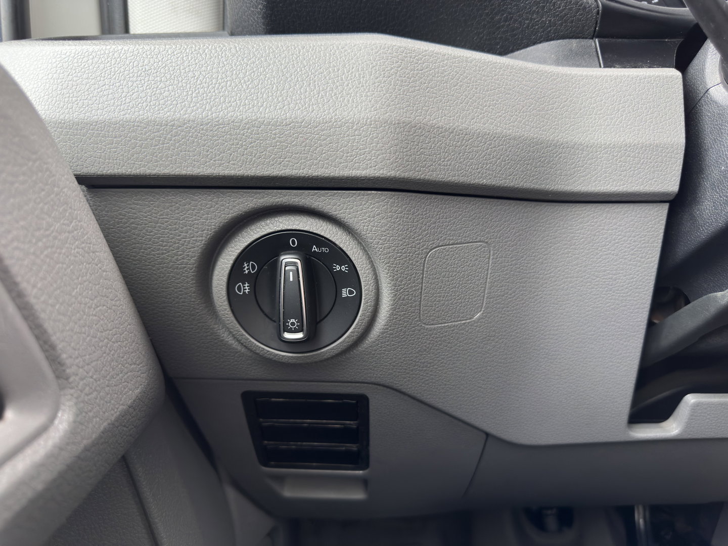 MAN eTGE Basis 36 kWh L3 H3 (2-FASE) {Soh-88%} Aut. *HEATPUMP | NAVI-FULLMAP | AIRCO | CRUISE | 3-PERS | CAMERA | HEATED-ERGO-SEATS | PDC | DAB | WIFI | FULL-LED | CCS-FASTLOADER*