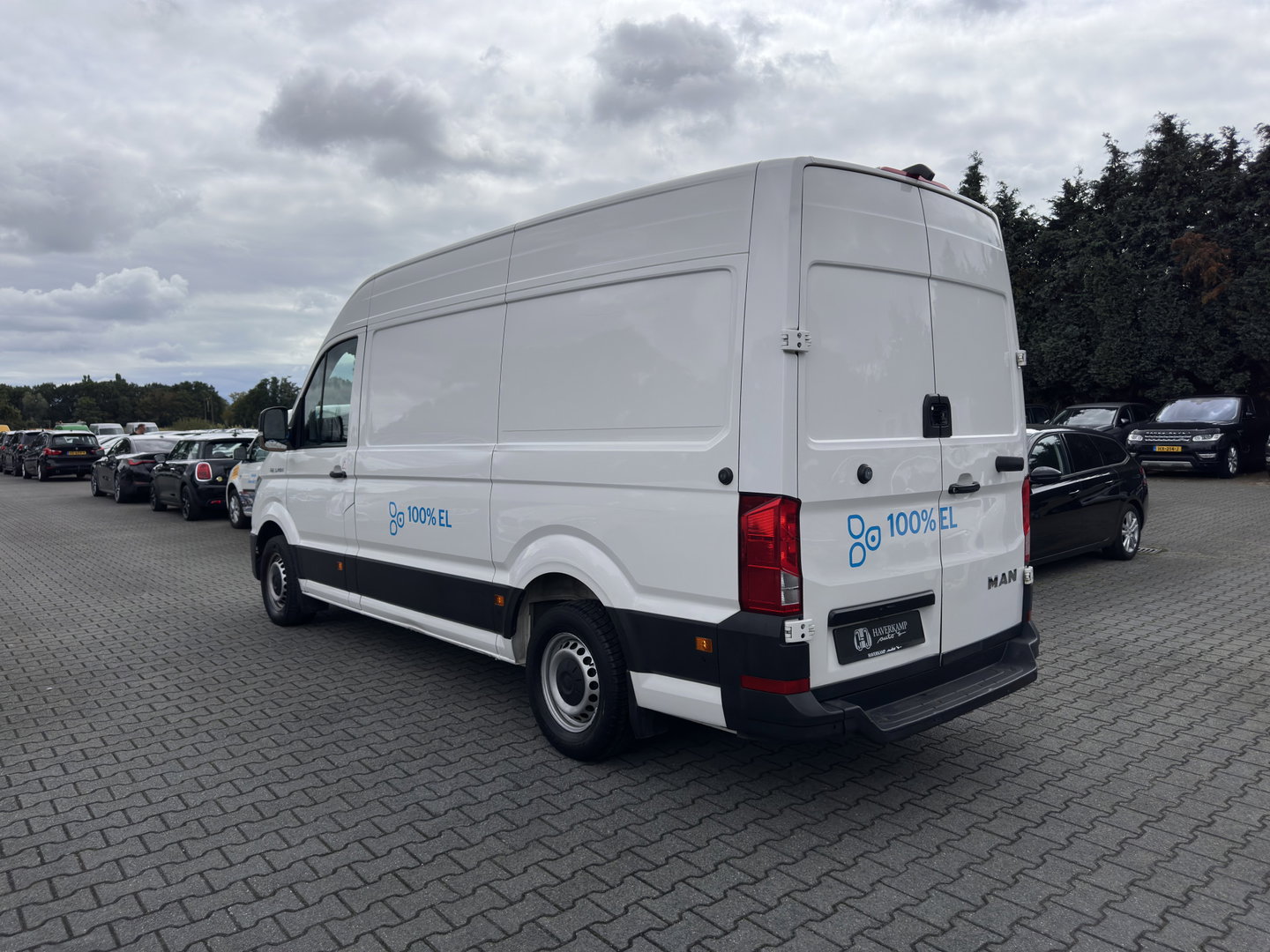MAN eTGE Basis 36 kWh L3 H3 (2-FASE) {Soh-88%} Aut. *HEATPUMP | NAVI-FULLMAP | AIRCO | CRUISE | 3-PERS | CAMERA | HEATED-ERGO-SEATS | PDC | DAB | WIFI | FULL-LED | CCS-FASTLOADER*