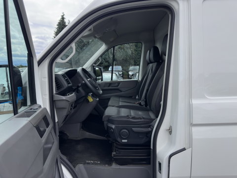 MAN eTGE Basis 36 kWh L3 H3 (2-FASE) {Soh-88%} Aut. *HEATPUMP | NAVI-FULLMAP | AIRCO | CRUISE | 3-PERS | CAMERA | HEATED-ERGO-SEATS | PDC | DAB | WIFI | FULL-LED | CCS-FASTLOADER*