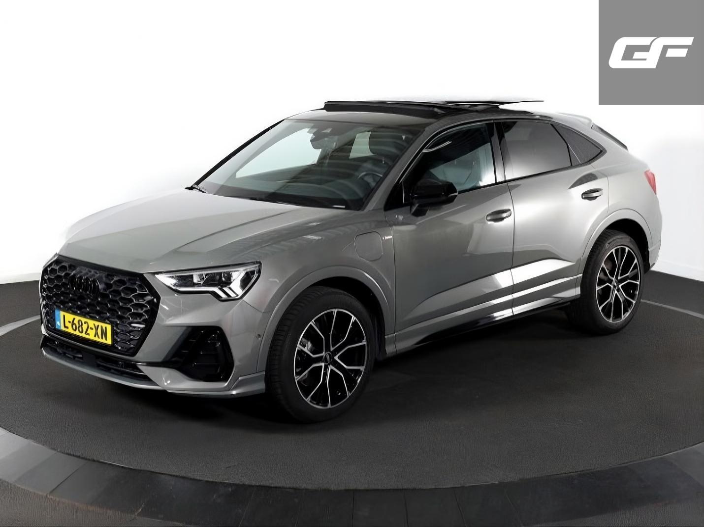 Audi Q3 Sportback 45 TFSIe S-line Pano Leer Carplay NAP