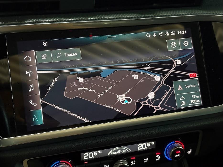 Audi Q3 Sportback 45 TFSIe S-line Pano Leer Carplay NAP