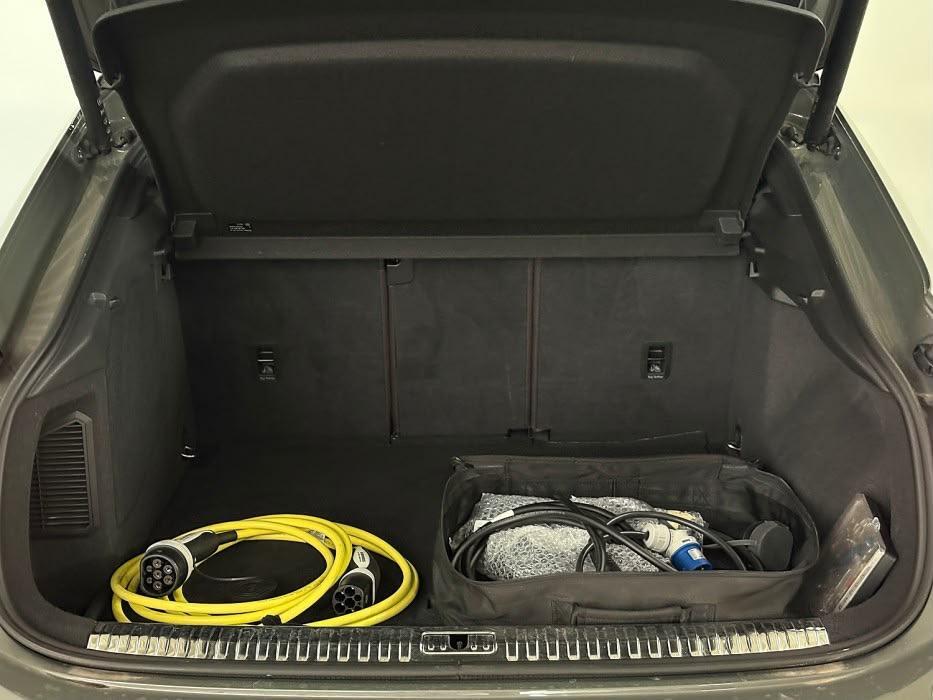 Audi Q3 Sportback 45 TFSIe S-line Pano Leer Carplay NAP