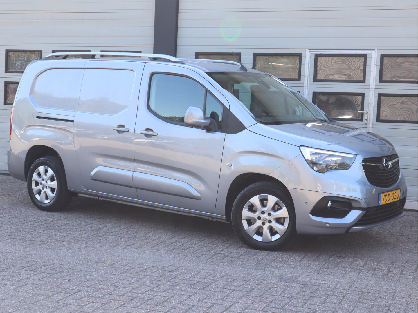 Opel Combo 1.5D 131pk Automaat Euro 6 Lang L2 - Airco - Camera - Cruise - Trekhaak