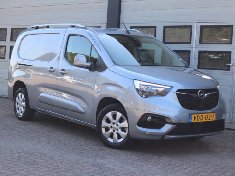 Opel Combo 1.5D 131pk Automaat Euro 6 Lang L2 - Airco - Camera - Cruise - Trekhaak
