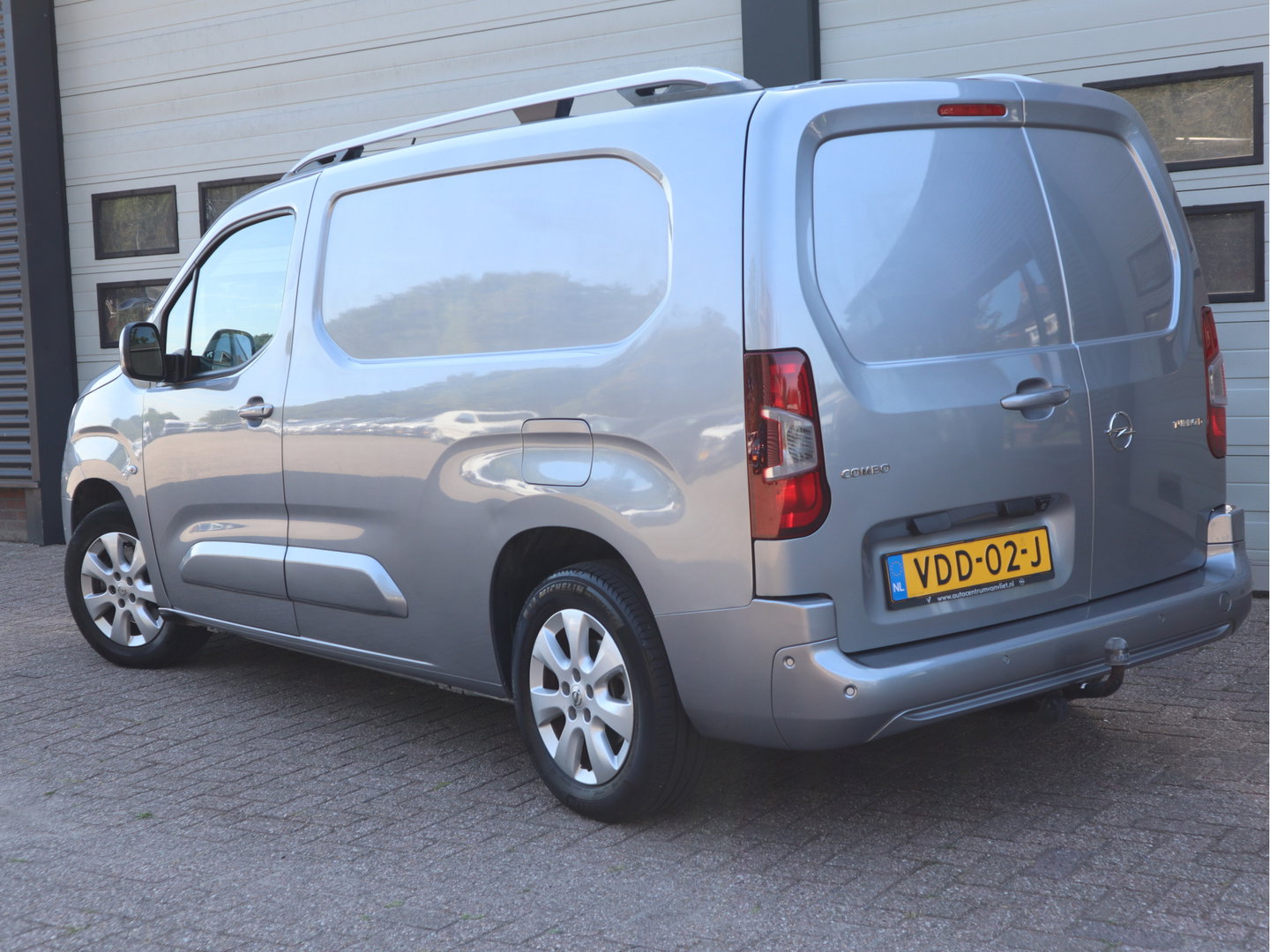 Opel Combo 1.5D 131pk Automaat Euro 6 Lang L2 - Airco - Camera - Cruise - Trekhaak