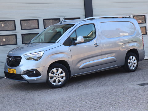 Opel Combo 1.5D 131pk Automaat Euro 6 Lang L2 - Airco - Camera - Cruise - Trekhaak