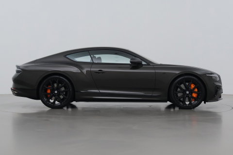 Bentley Continental GT 4.0 V8 Hybrid | Spectre Brown | Carbon Styling Edition | Touring Specification | Rotating Display | Akrapovič Uitlaat | Massage+Ventilatie