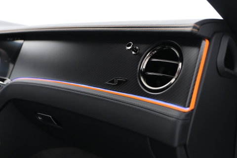 Bentley Continental GT 4.0 V8 Hybrid | Spectre Brown | Carbon Styling Edition | Touring Specification | Rotating Display | Akrapovič Uitlaat | Massage+Ventilatie