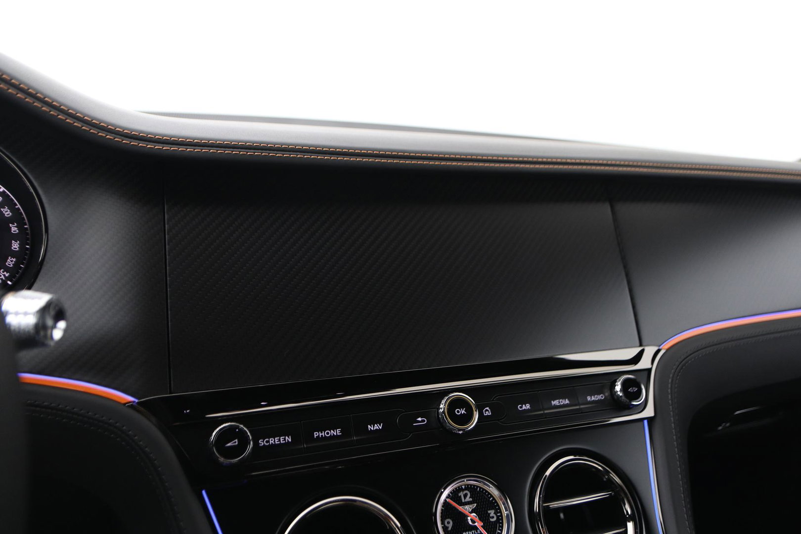 Bentley Continental GT 4.0 V8 Hybrid | Spectre Brown | Carbon Styling Edition | Touring Specification | Rotating Display | Akrapovič Uitlaat | Massage+Ventilatie