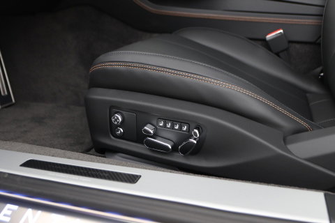 Bentley Continental GT 4.0 V8 Hybrid | Spectre Brown | Carbon Styling Edition | Touring Specification | Rotating Display | Akrapovič Uitlaat | Massage+Ventilatie