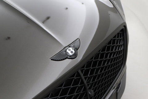 Bentley Continental GT 4.0 V8 Hybrid | Spectre Brown | Carbon Styling Edition | Touring Specification | Rotating Display | Akrapovič Uitlaat | Massage+Ventilatie