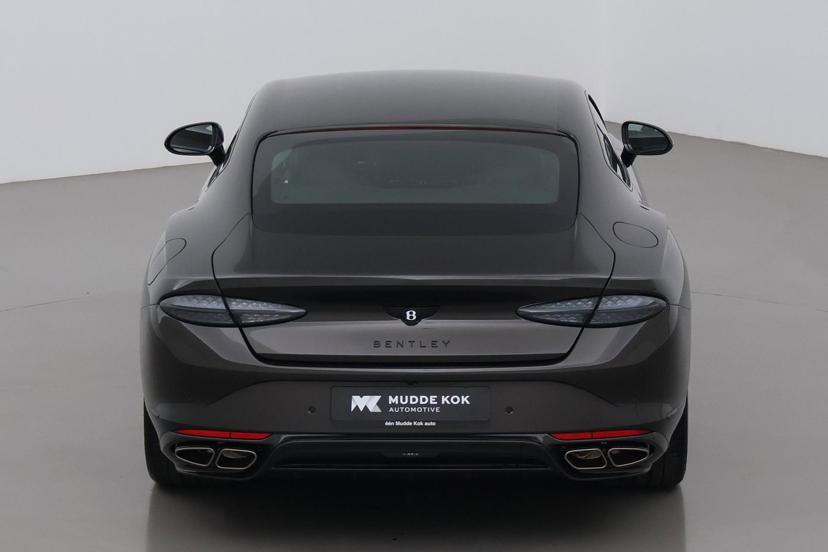 Bentley Continental GT 4.0 V8 Hybrid | Spectre Brown | Carbon Styling Edition | Touring Specification | Rotating Display | Akrapovič Uitlaat | Massage+Ventilatie