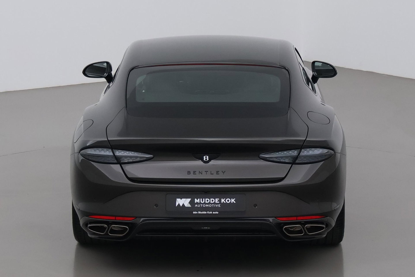 Bentley Continental GT 4.0 V8 Hybrid | Spectre Brown | Carbon Styling Edition | Touring Specification | Rotating Display | Akrapovič Uitlaat | Massage+Ventilatie