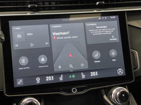 Lynk & Co 01 1.5 | Black Pakket Optioneel | Stuurverwarming | Zwarte hemel | Panoramadak | Adaptive Cruise Control | 360 Camera | Keyless | Elektrische Bestuurdersstoel + Geheugen | Parkeersensoren | Apple Ca
