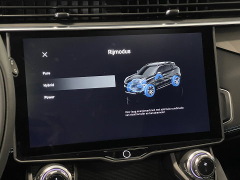 Lynk & Co 01 1.5 | Black Pakket Optioneel | Stuurverwarming | Zwarte hemel | Panoramadak | Adaptive Cruise Control | 360 Camera | Keyless | Elektrische Bestuurdersstoel + Geheugen | Parkeersensoren | Apple Ca