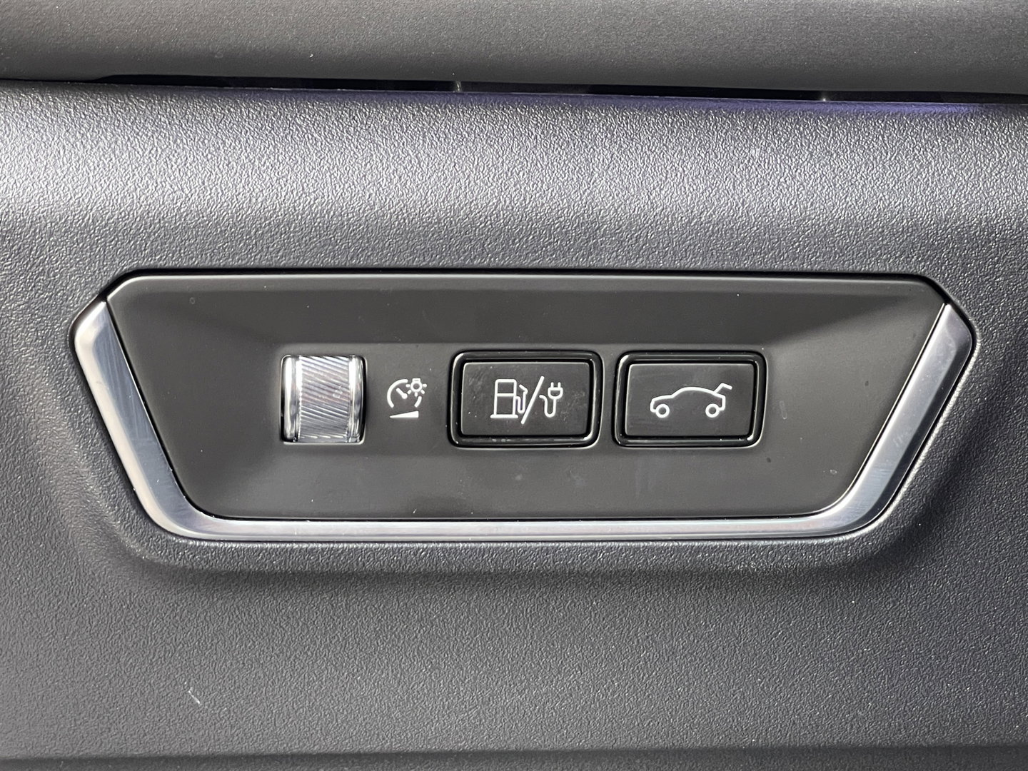 Lynk & Co 01 1.5 | Black Pakket Optioneel | Stuurverwarming | Zwarte hemel | Panoramadak | Adaptive Cruise Control | 360 Camera | Keyless | Elektrische Bestuurdersstoel + Geheugen | Parkeersensoren | Apple Ca