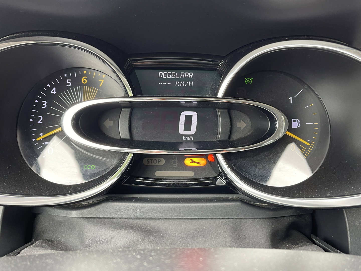 Renault Clio 0.9 TCe Expression | Handel/Export | Airconditioning | Bluetooth | Cruise Control | Elektrische ramen |