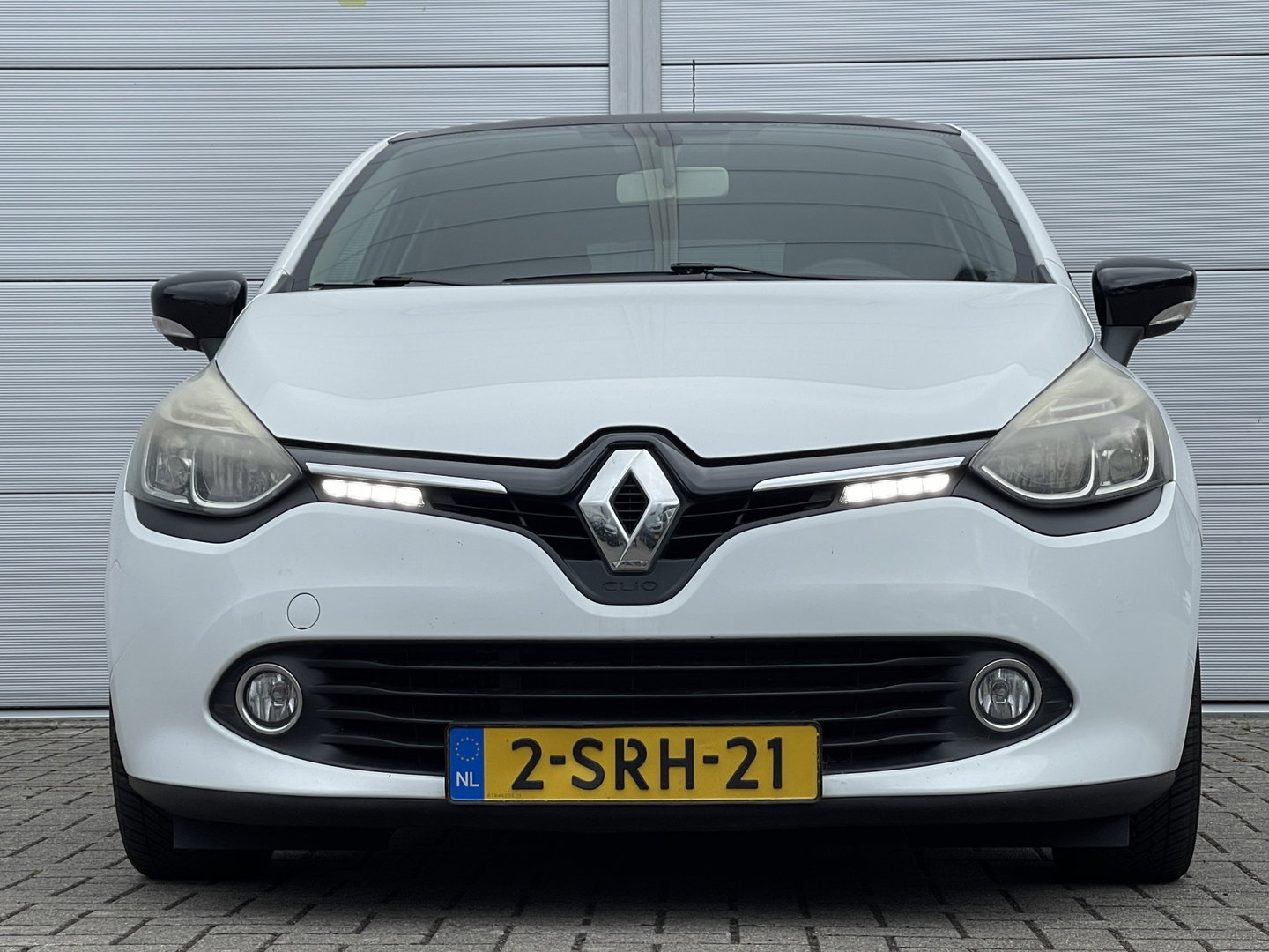 Renault Clio 0.9 TCe Expression | Handel/Export | Airconditioning | Bluetooth | Cruise Control | Elektrische ramen |