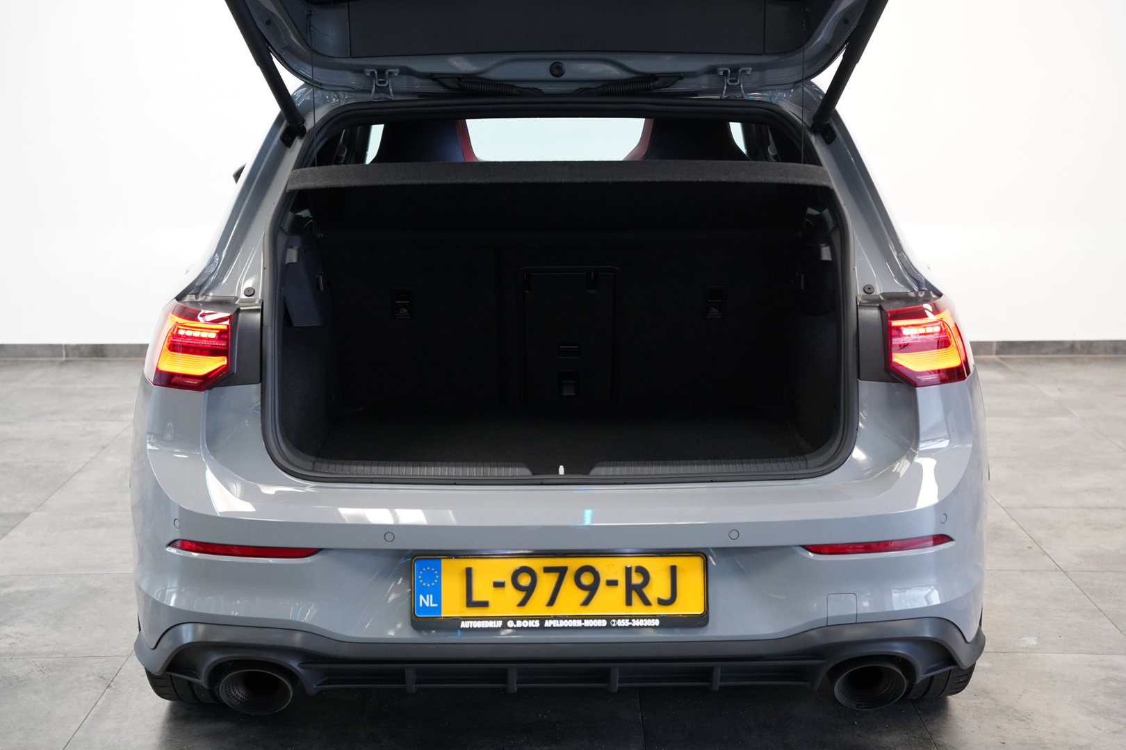 Volkswagen Golf 2.0 TSI GTI Akrapovič Panoramadak Harman&Kardon Sterrenhemel 19''LM