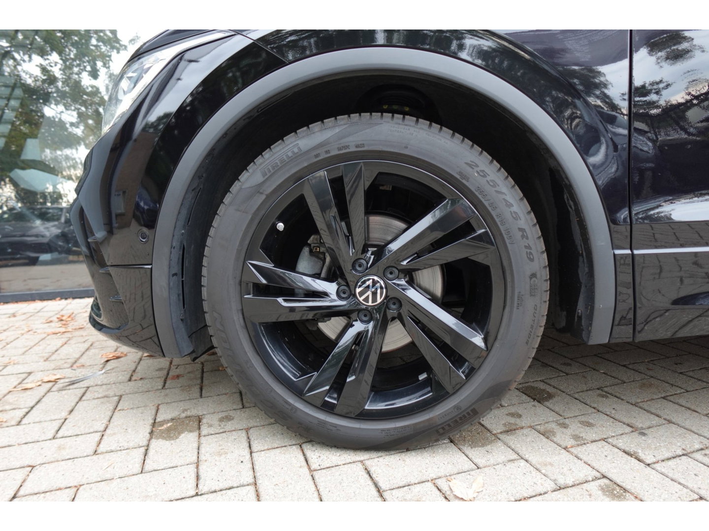 Volkswagen Tiguan 1.5 TSI R-Line PANO KEYLESS 360