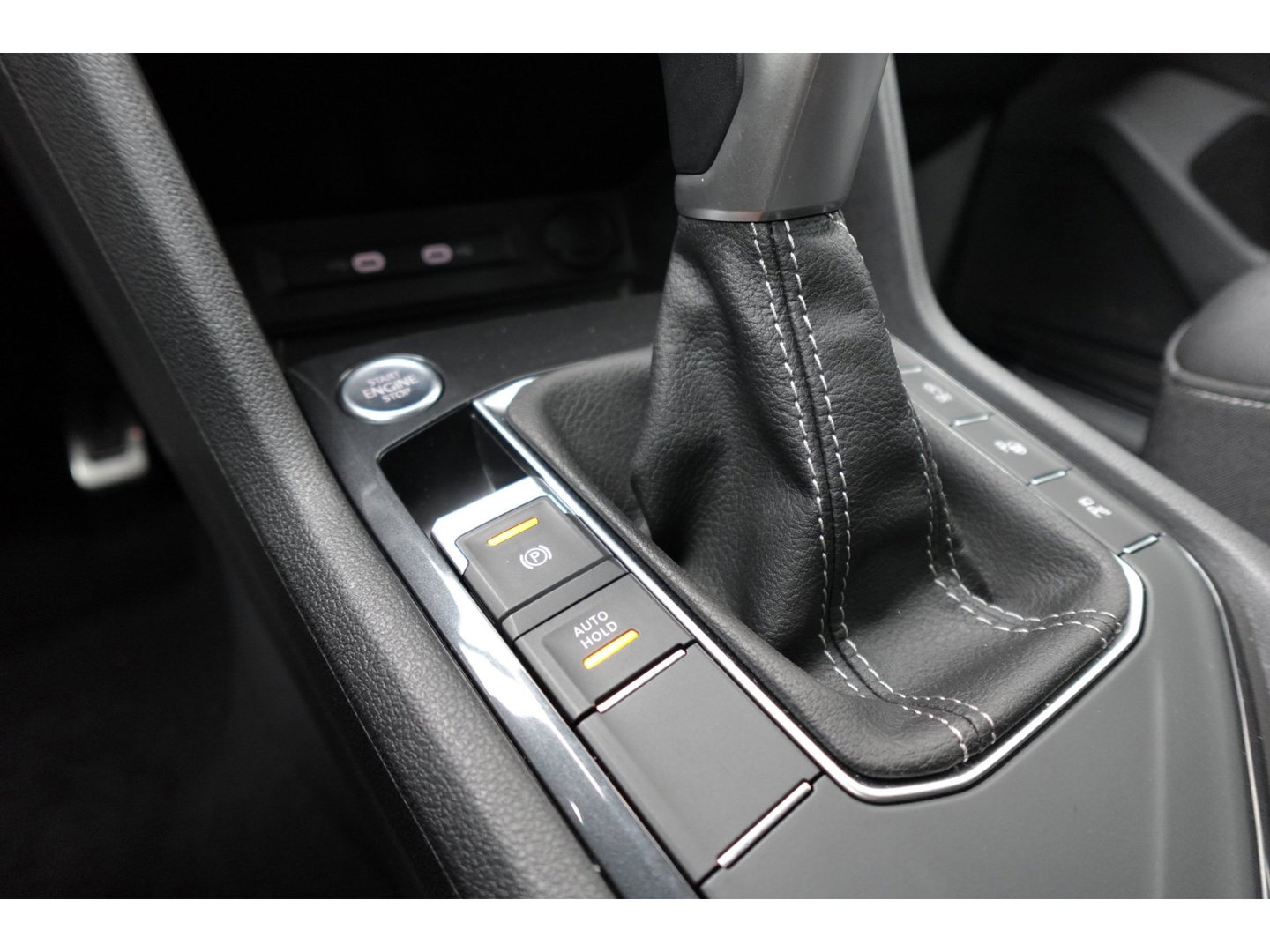 Volkswagen Tiguan 1.5 TSI R-Line PANO KEYLESS 360