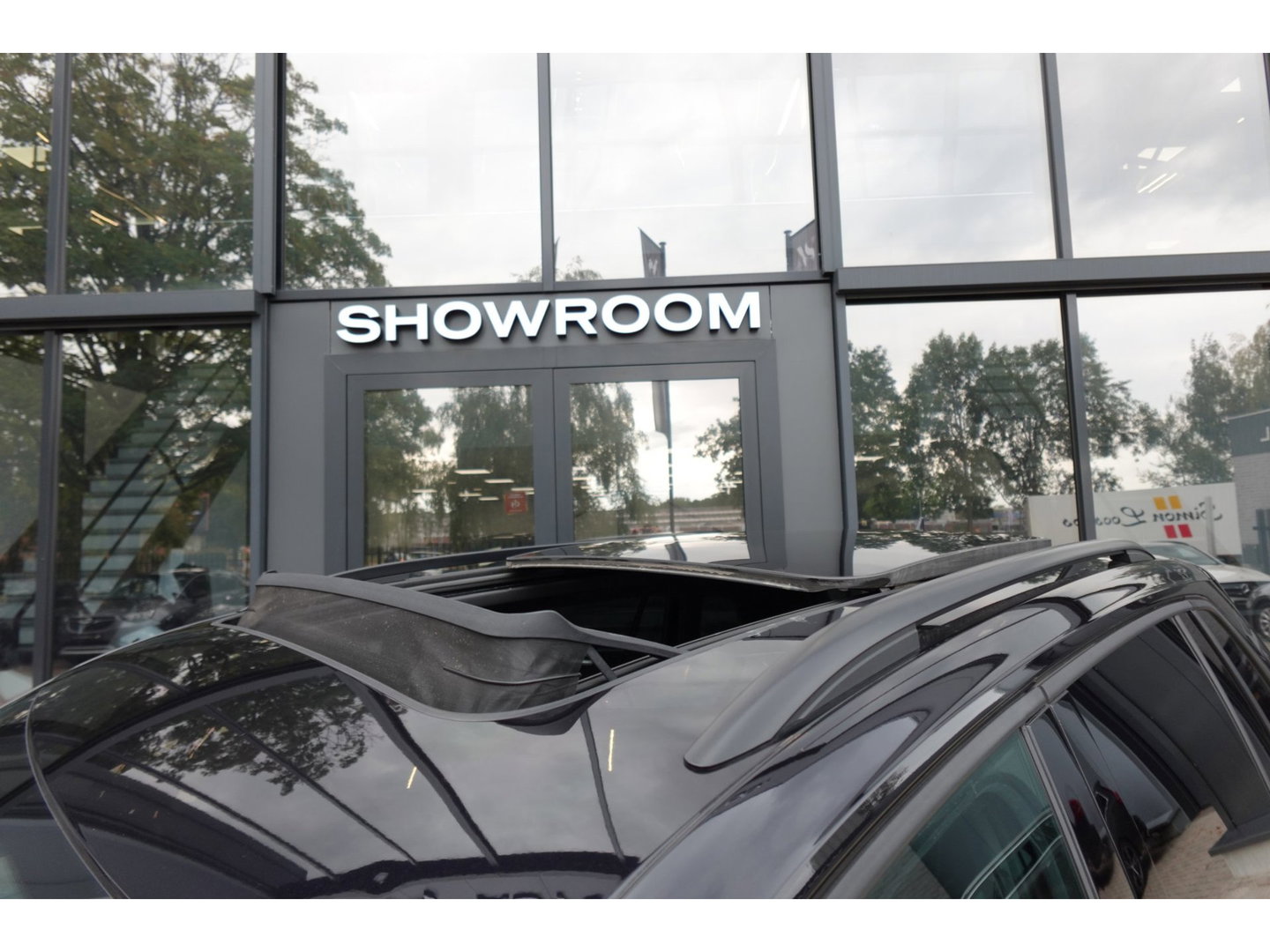 Volkswagen Tiguan 1.5 TSI R-Line PANO KEYLESS 360