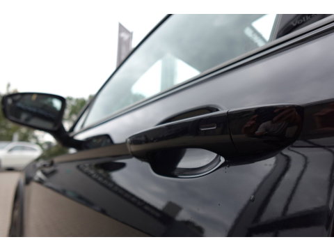Volkswagen Tiguan 1.5 TSI R-Line PANO KEYLESS 360