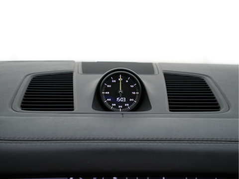Porsche Cayenne 3.0 E-Hybrid (Plug-in) {SoH-100%} (INCL.BTW) *PANO | LEATHER | FULL-LED | SPORT-CHRONO | MEMORY-PACK | BOSE-SOUND | TOP-VIEW | HEATED-COMFORTSEATS | NAVI-FULLAMP | PRIVACY-GLASS | SHIFT-PADDLES | 22''ALU | TOWBAR*