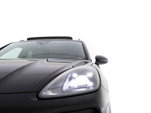 Porsche Cayenne 3.0 E-Hybrid (Plug-in) {SoH-100%} (INCL.BTW) *PANO | LEATHER | FULL-LED | SPORT-CHRONO | MEMORY-PACK | BOSE-SOUND | TOP-VIEW | HEATED-COMFORTSEATS | NAVI-FULLAMP | PRIVACY-GLASS | SHIFT-PADDLES | 22''ALU | TOWBAR*