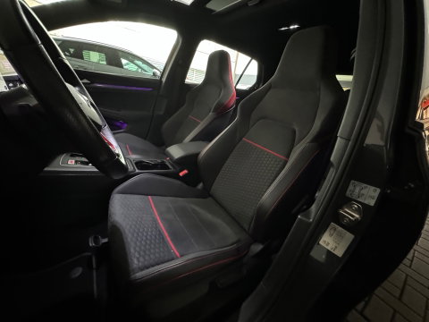 Volkswagen Golf 2.0 TSI GTI Pano|BTW|H/K|HuD|Nürburgring|Dodehoek|Camera|Keyless