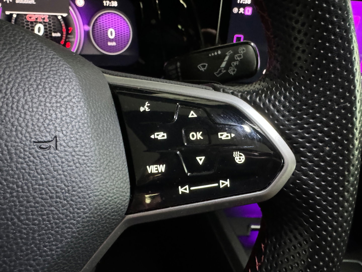 Volkswagen Golf 2.0 TSI GTI Pano|BTW|H/K|HuD|Nürburgring|Dodehoek|Camera|Keyless