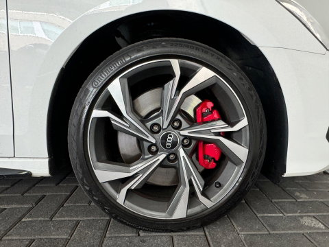 Audi A3 Sportback 45 TFSI e S edition Competition Pano|B&O|Sfeer|ACC|Lane|Camera