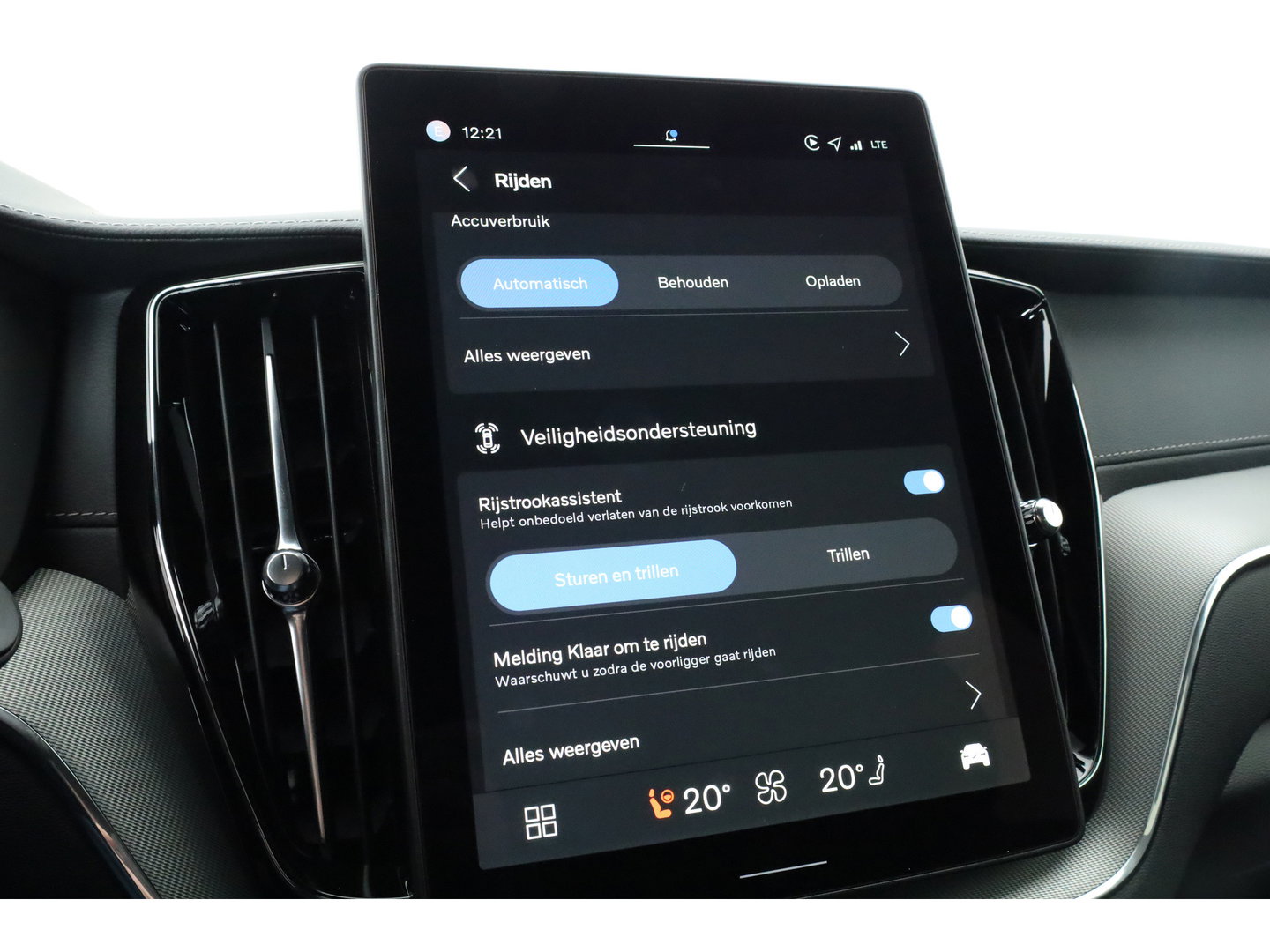 Volvo XC60 2.0 T8 Plug-in hybrid AWD Ultra Black Edition | Facelift 2026 | Pano-dak | H&K Audio | Head up | Gelaagd Glas | Blis | ACC | 360 camera |
