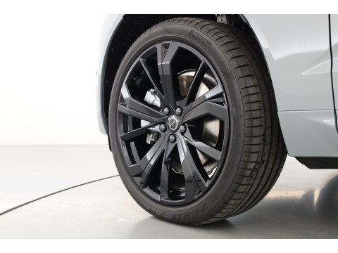 Volvo XC60 2.0 T8 Plug-in hybrid AWD Ultra Black Edition | Facelift 2026 | Pano-dak | H&K Audio | Head up | Gelaagd Glas | Blis | ACC | 360 camera |