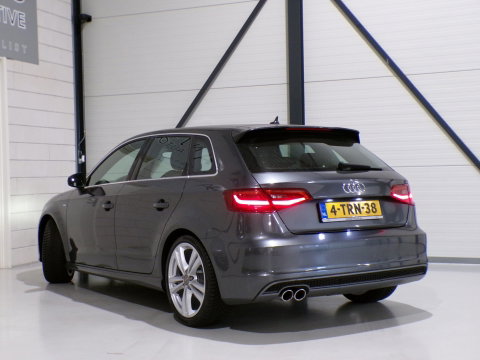 Audi A3 Sportback 1.4 TFSI 150PK S-Line "Origineel NL!" Automaat! 2x S-Line Xenon-LED Sportstoelen Navigatie Bluetooth 18"Velgen